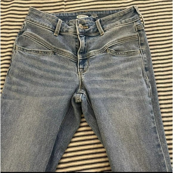 Women’s Jeans Bundle‎ - Picture 2 of 10